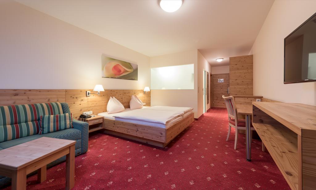 Hotel Leonhard Leogang Extérieur photo