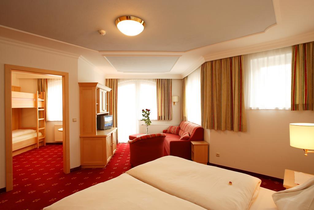 Hotel Leonhard Leogang Extérieur photo