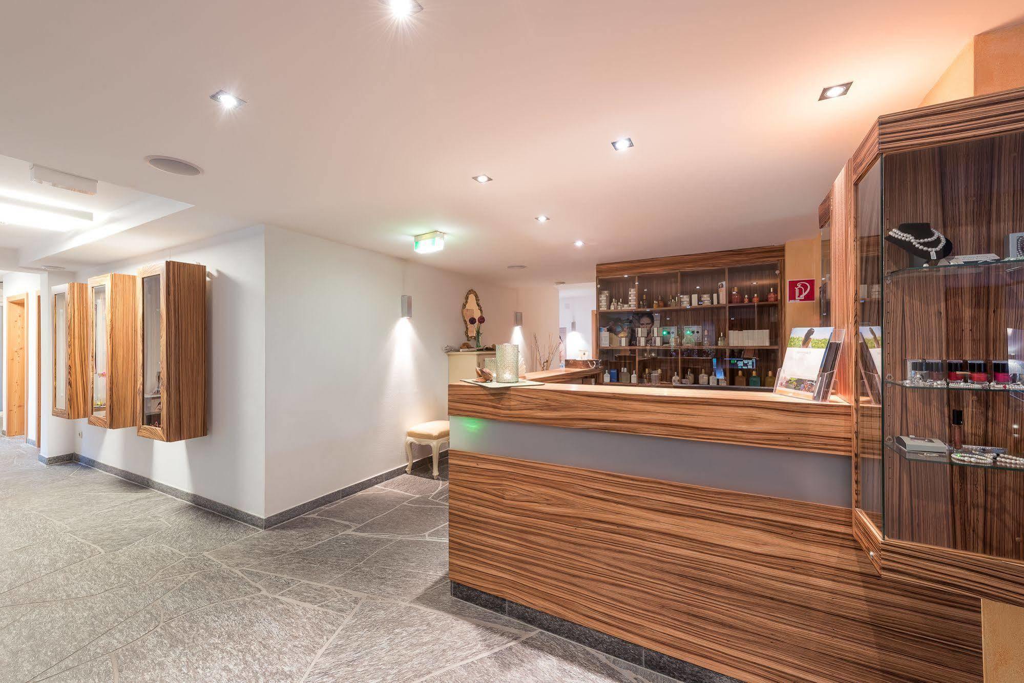 Hotel Leonhard Leogang Extérieur photo